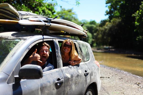 How to pack your Surfboard for travel