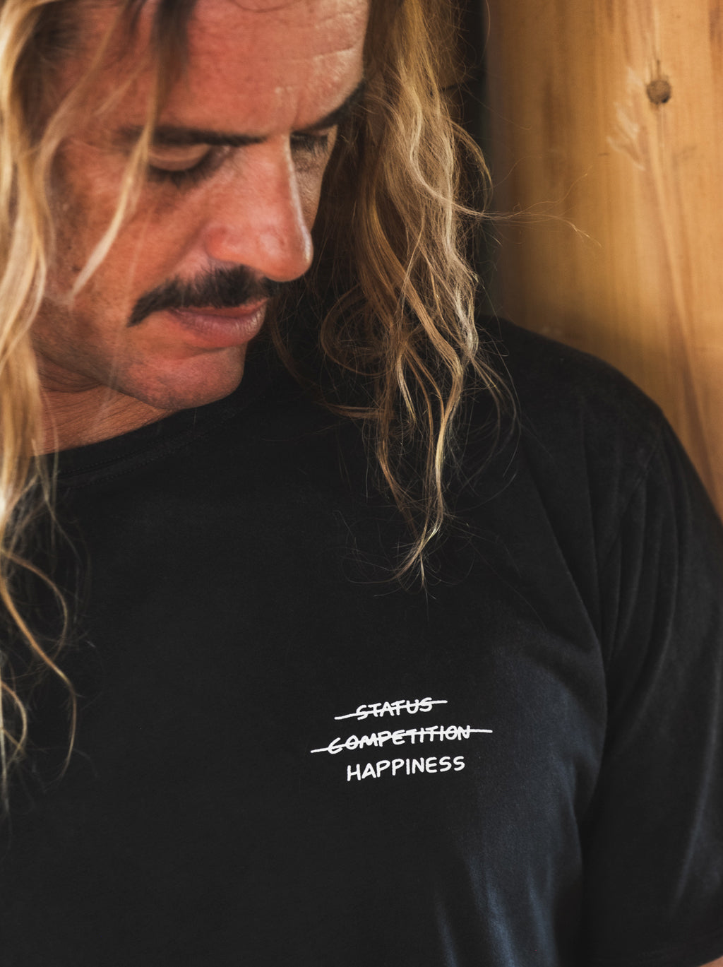 MEN T-SHIRT 2 BLACK WASH HAPPINESS