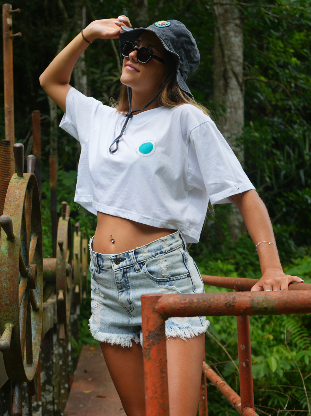 GTS CROP TEE WHITE KINDNESS