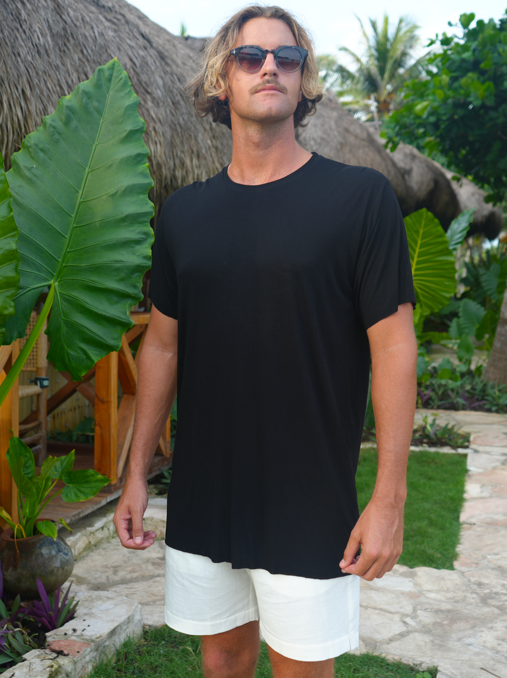 MEN T-SHIRT BLACK BAMBOO FABRIC PLAIN