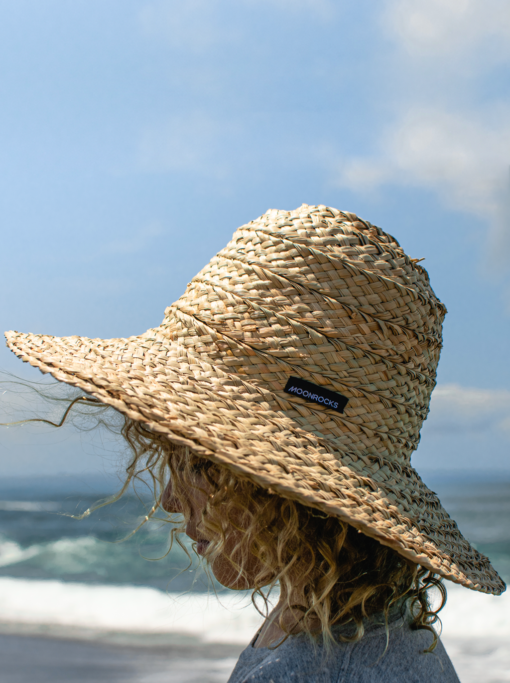 STRAW HAT