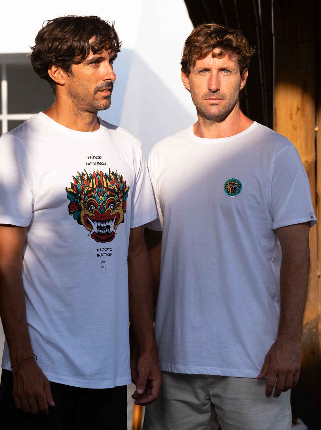 MEN T-SHIRT 2 WHITE TIGER PATCH