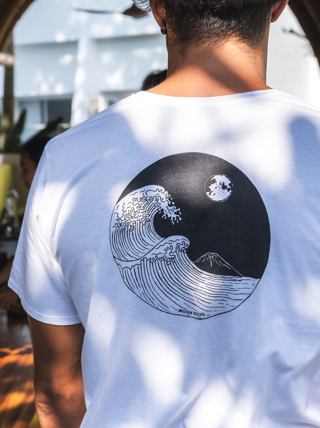 MEN T-SHIRT 2 WHITE YIN WAVE